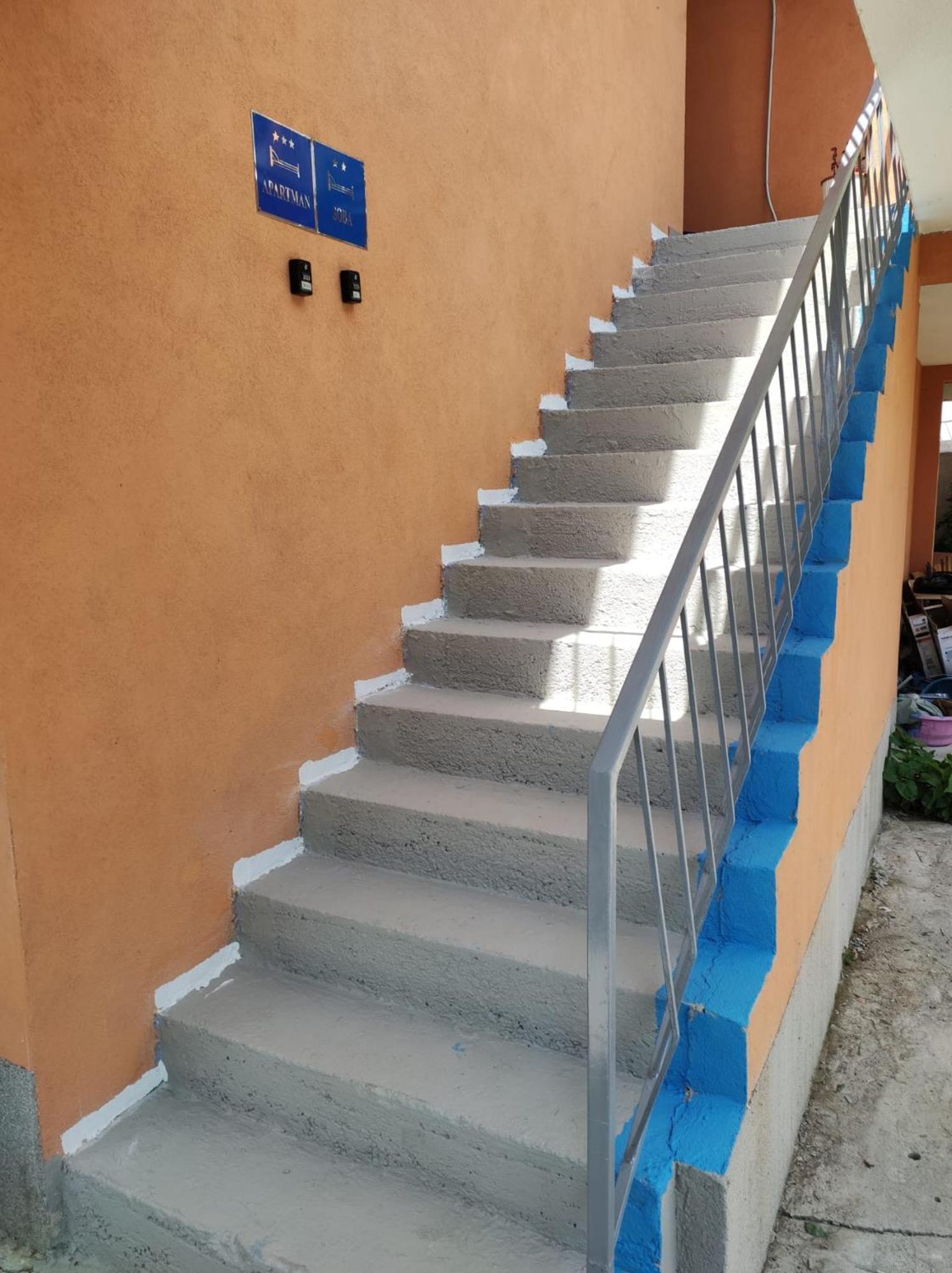 Apartment Zrno Makarska Bagian luar foto