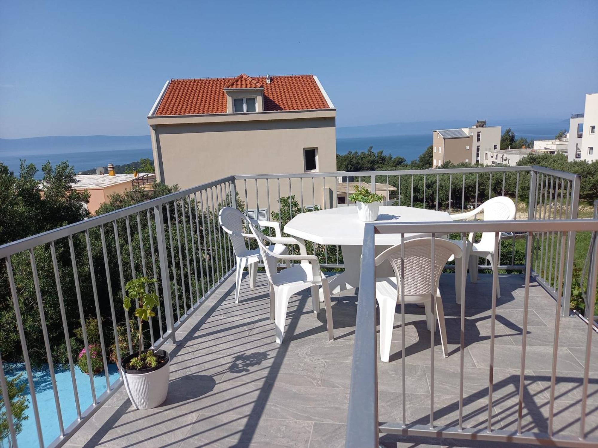 Apartment Zrno Makarska Bagian luar foto