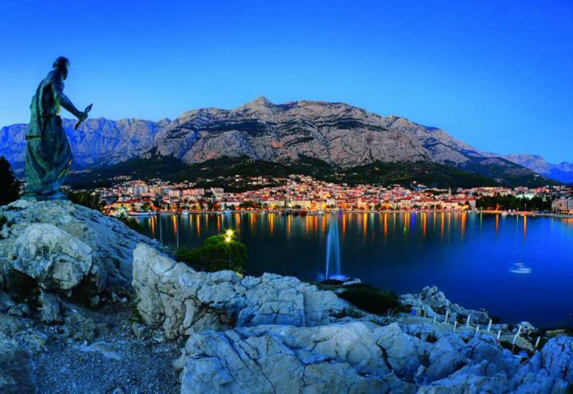 Apartment Zrno Makarska Bagian luar foto