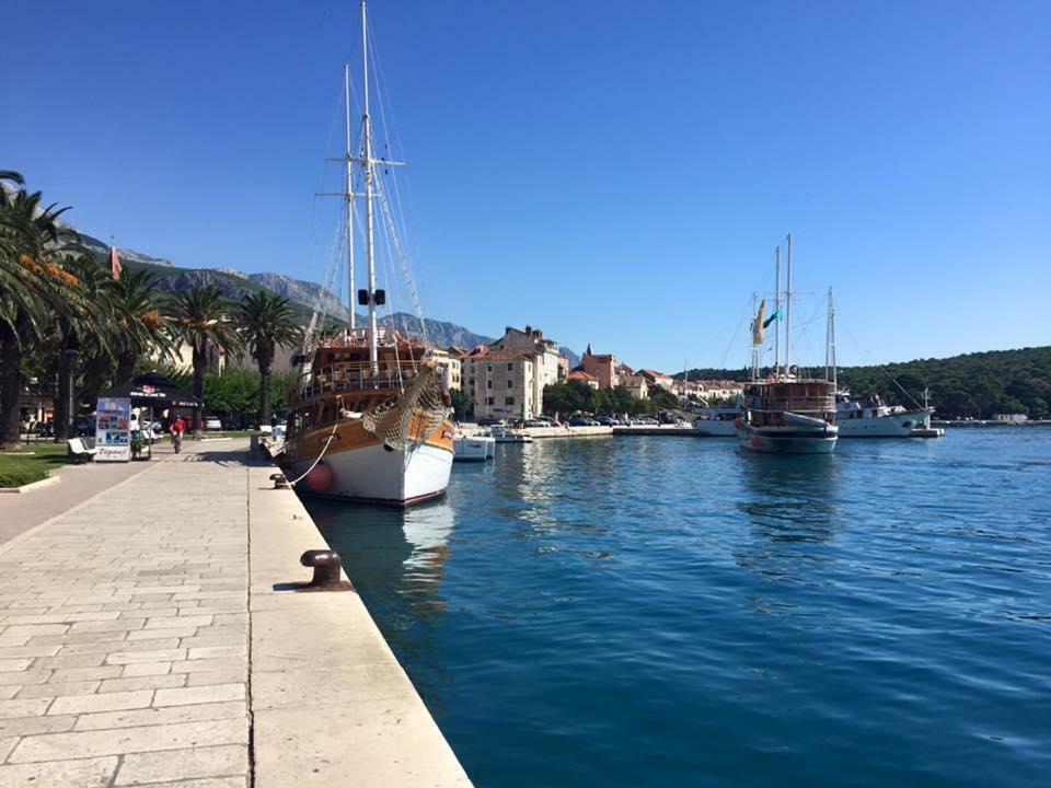 Apartment Zrno Makarska Bagian luar foto